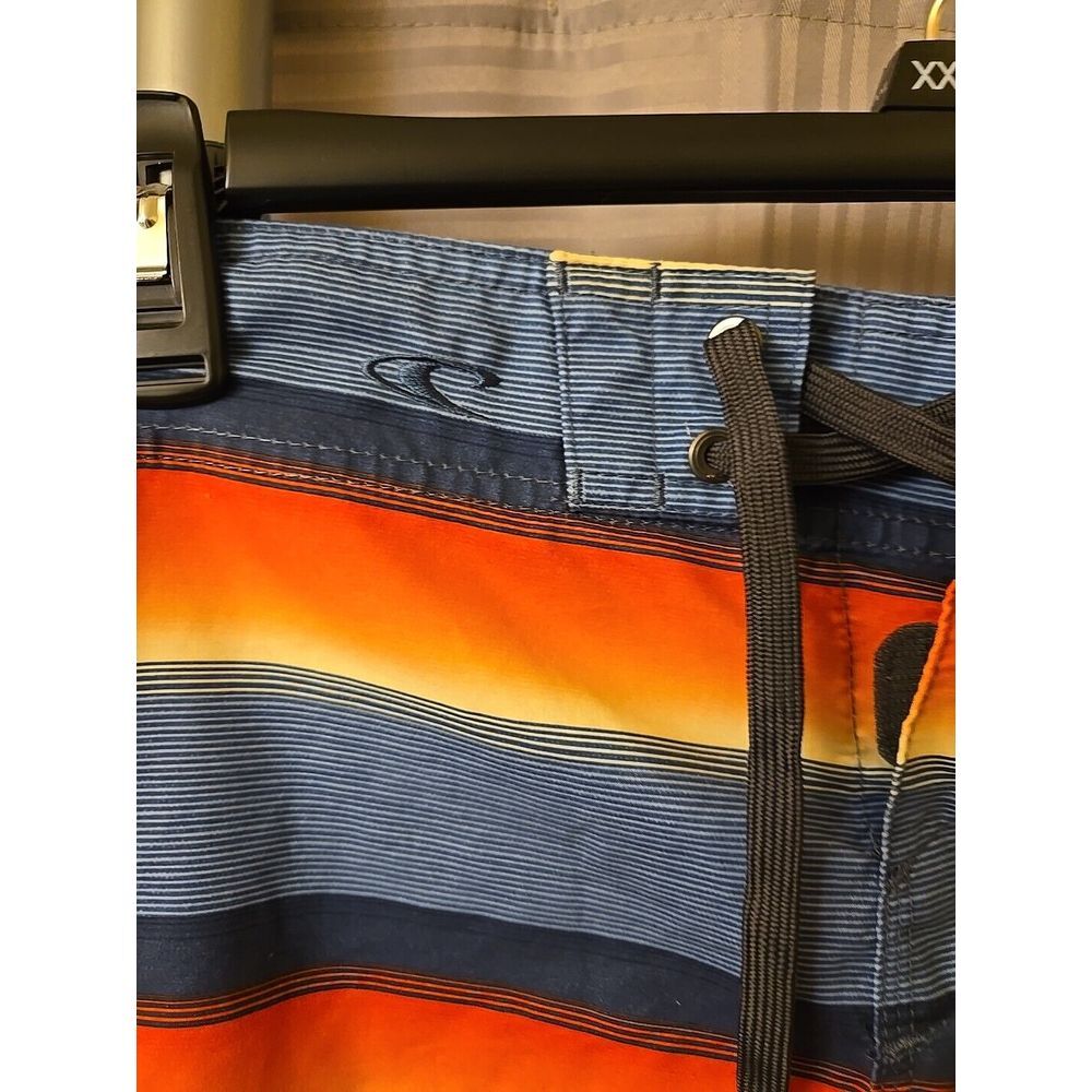 O'Neill Board Shorts 34 MultiColor Stripe Swim Trunks Bathing Suit Summer Beach - Picture 5 of 8